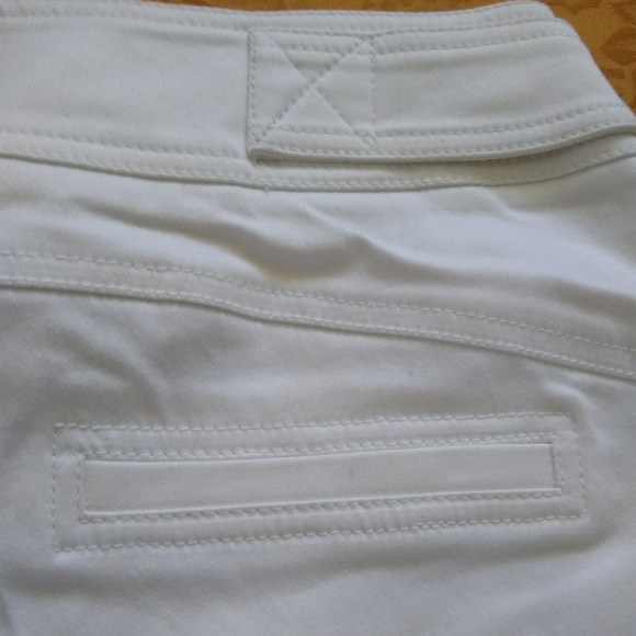 New 🎀 CACHE white flare jeans - Picture 10 of 10